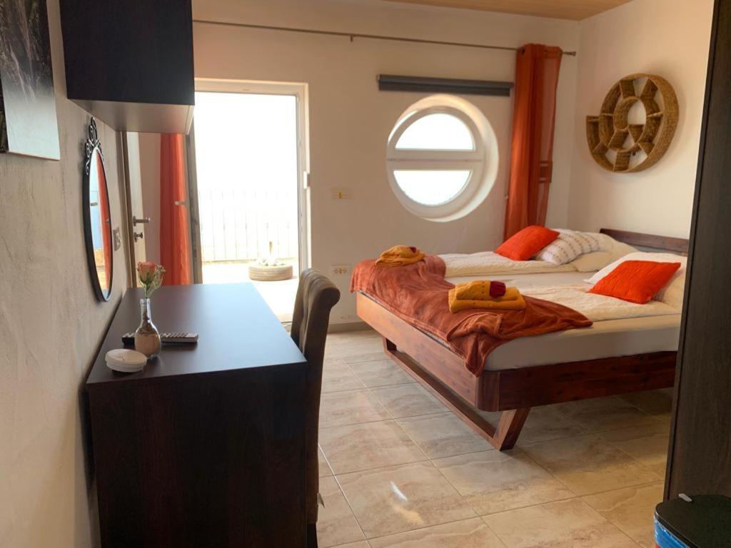 Pensión Hrlos Piratas - Ferien Haus La Palma - Good Wlan !! 4*
